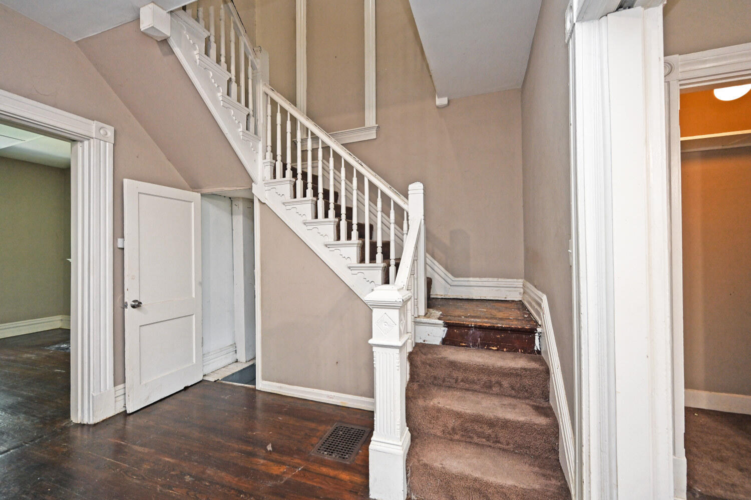 2032 Greenup Street Covington, KY 41014 - Photo 9 of 44