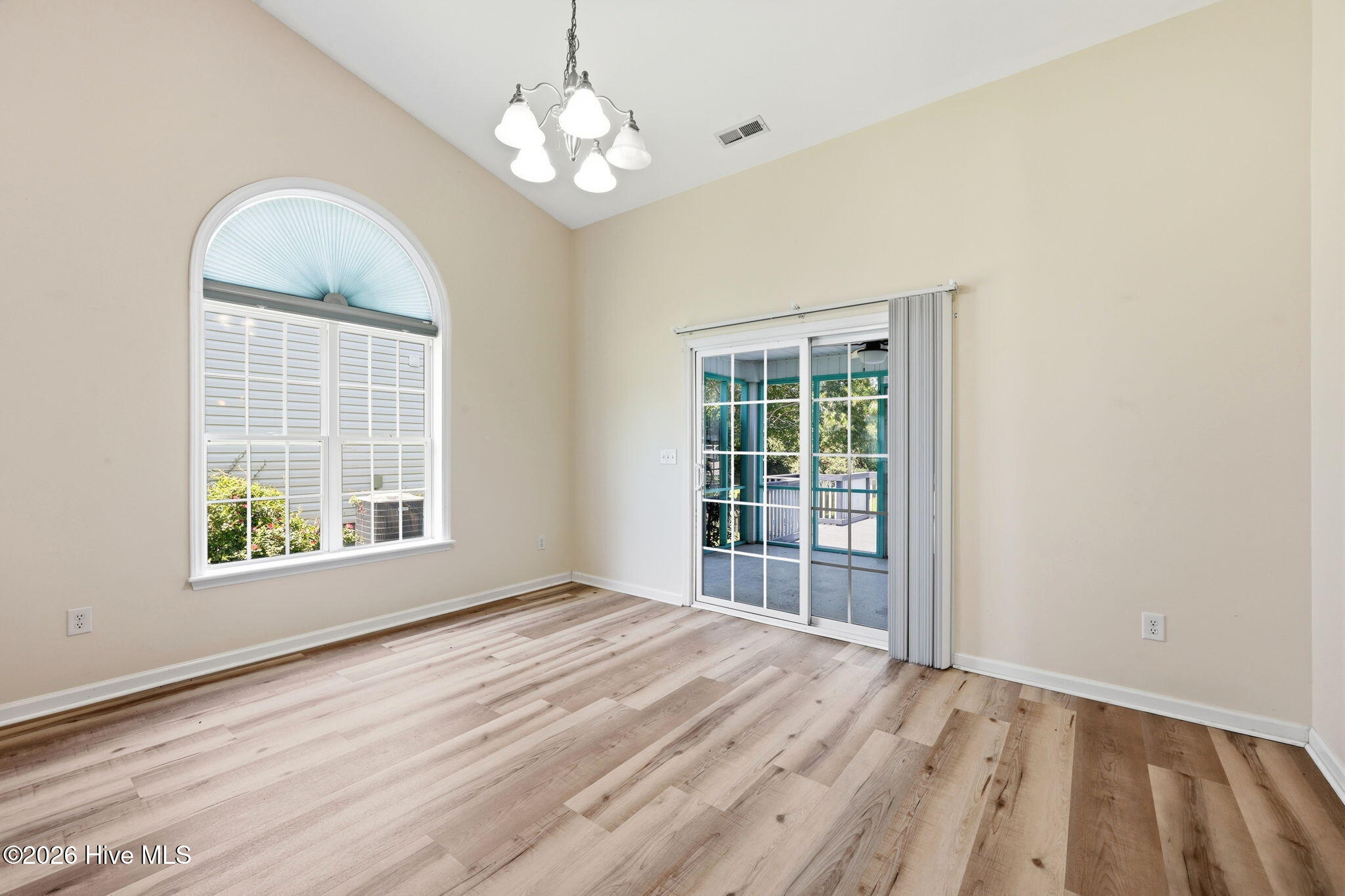 112 Bermuda View New Bern, NC 28560 - Photo 10 of 55