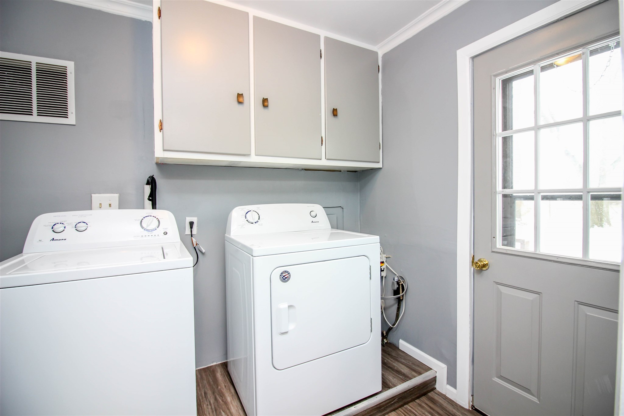 1510 East Tillman Road Fort Wayne, IN 46816 - Photo 5 of 23