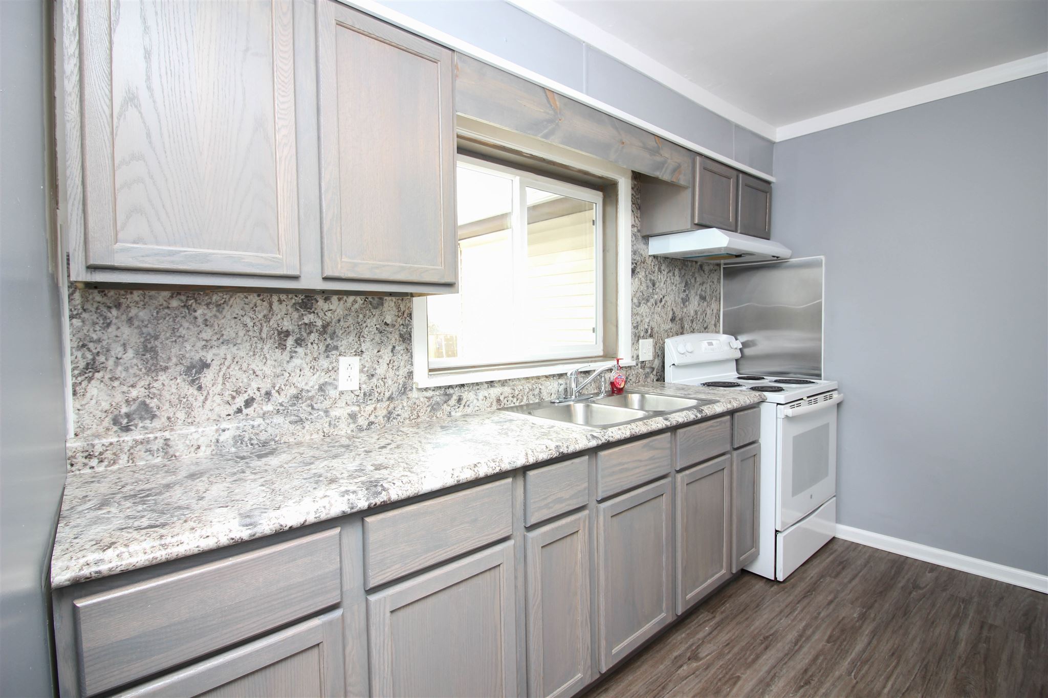1510 East Tillman Road Fort Wayne, IN 46816 - Photo 8 of 23
