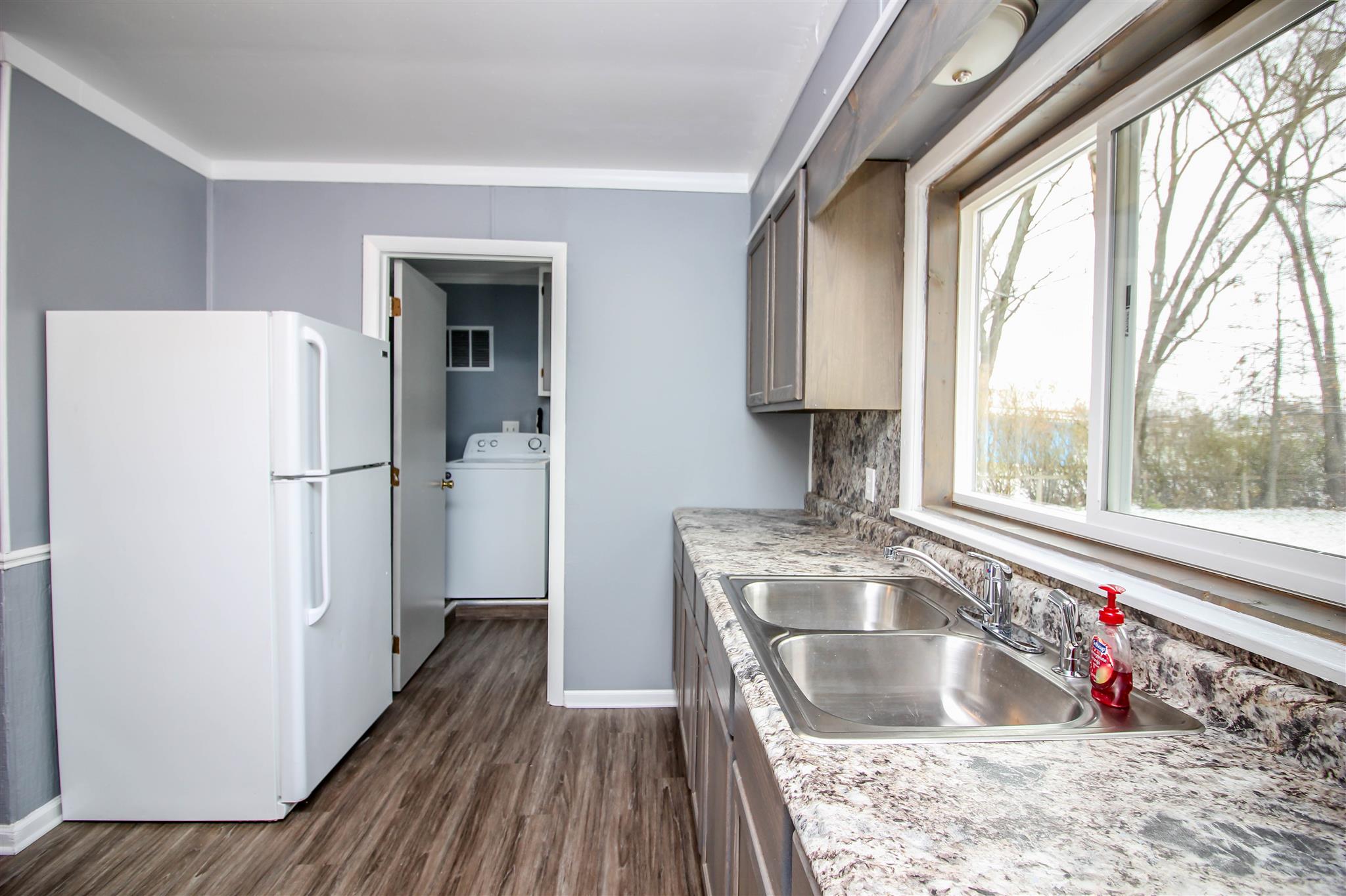 1510 East Tillman Road Fort Wayne, IN 46816 - Photo 9 of 23