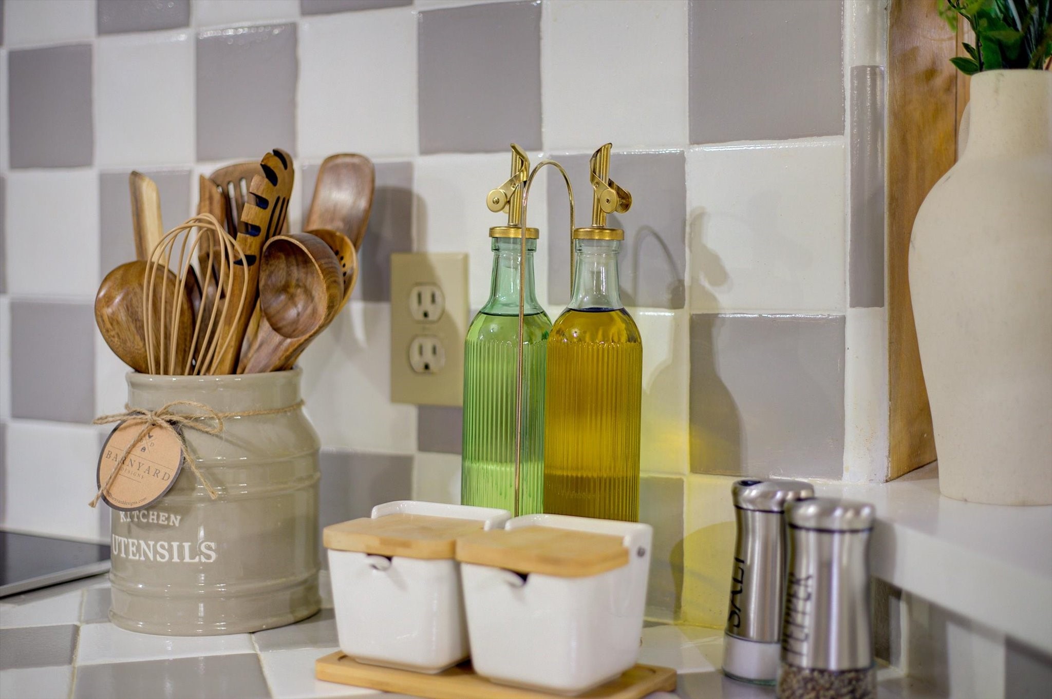 9825 Radio Road Houston, TX 77075 - Photo 41 of 50 a bathroom with a sink and mirror