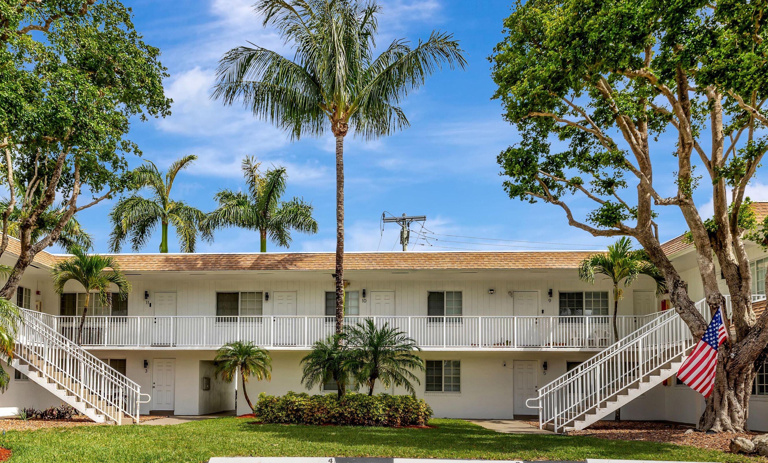 3370 Northeast 16th Terrace, Unit 3 Pompano Beach, FL 33064 - Photo 12 of 13 1