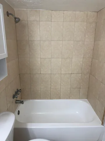 $2,200 | 3370 Northeast 16th Terrace, Unit 3, Pompano Beach, FL 33064