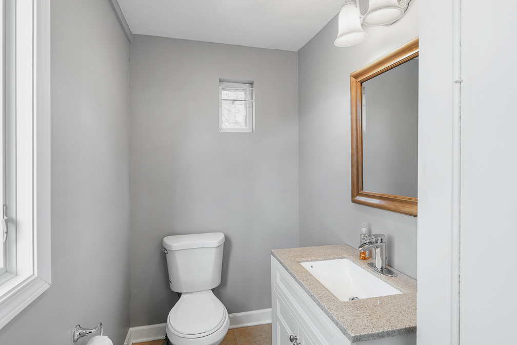 2404 Ridge Avenue, Unit CH Evanston, IL 60201 - Photo 13 of 19