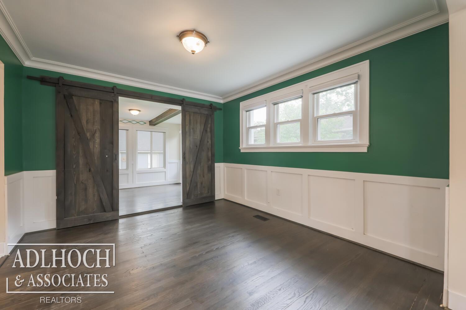 1438 Yorkshire Road Grosse Pointe Park, MI 48230 - Photo 5 of 19