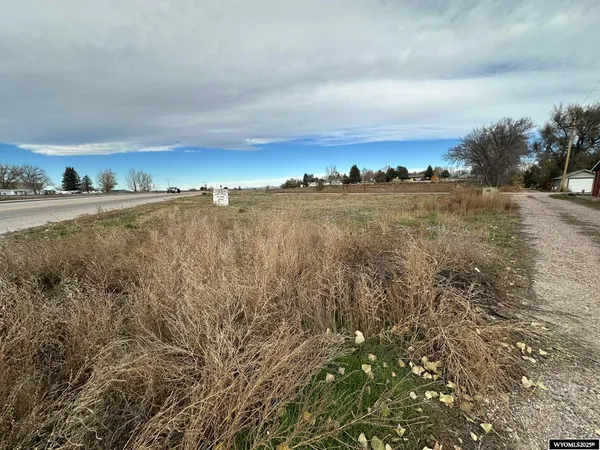 $30,000 | 160 Highway Fort, Fort Laramie, WY 82212