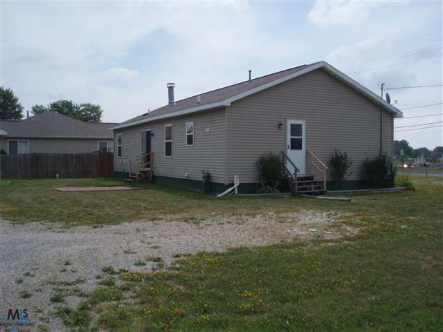 1388 Chartier Road Marine City, MI 48039 - Photo 3 of 23 31111078-2.JPG