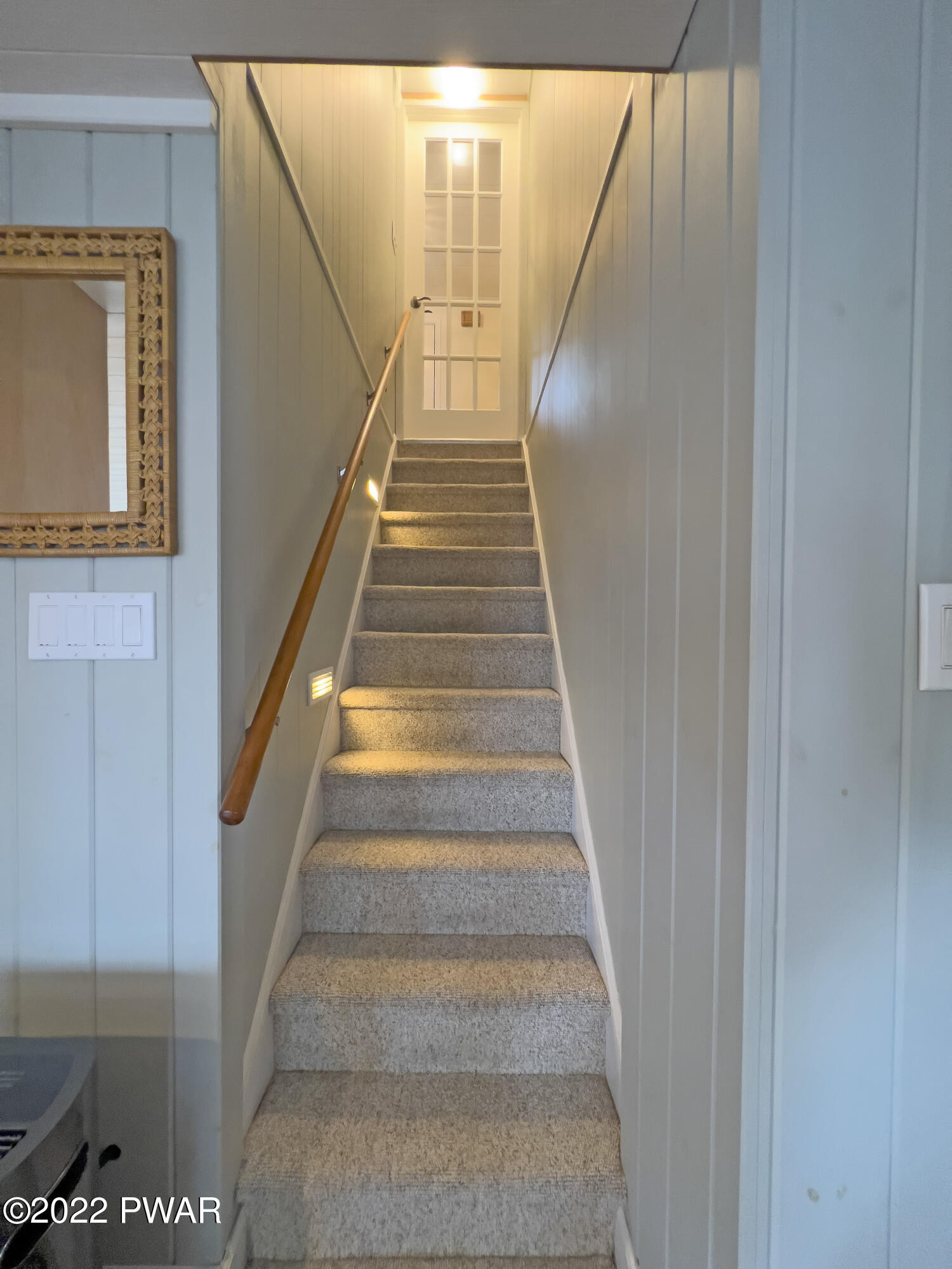 171 Shore Road Tafton, PA 18464 - Photo 45 of 73 Stairway
