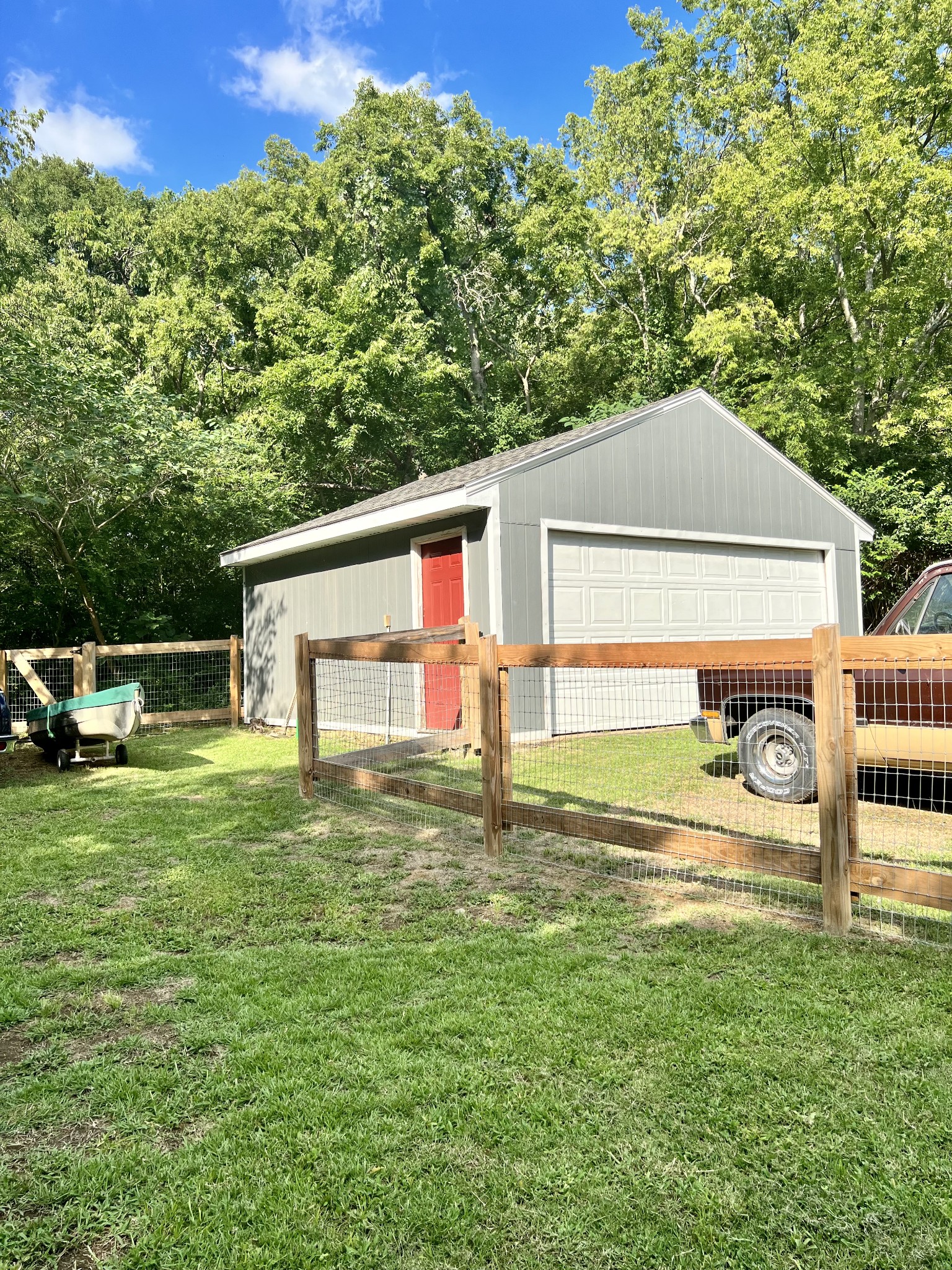 639 Neelys Bend Road Madison, TN 37115 - Photo 15 of 16 a house view with a outdoor space