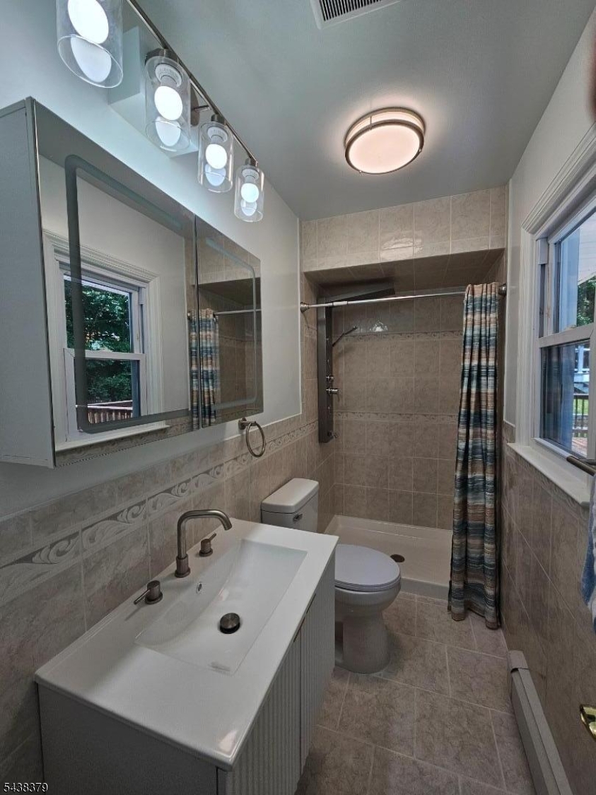 504 Edith Road Landing, NJ 07850 - Photo 11 of 18