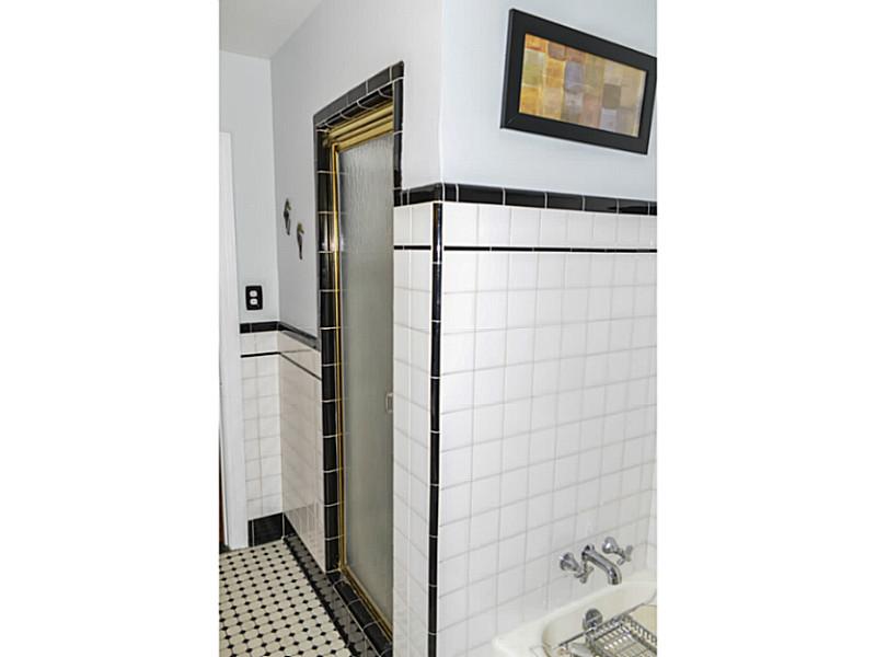 84 Chace Avenue Providence, RI 02906 - Photo 18 of 18 Bathroom.
