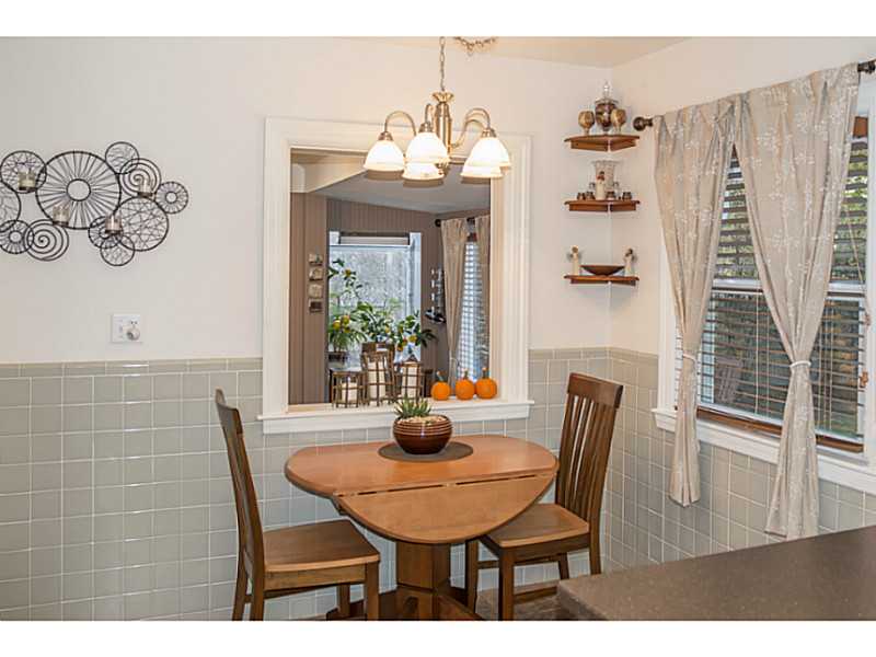 84 Chace Avenue Providence, RI 02906 - Photo 7 of 18 Dining Room.
