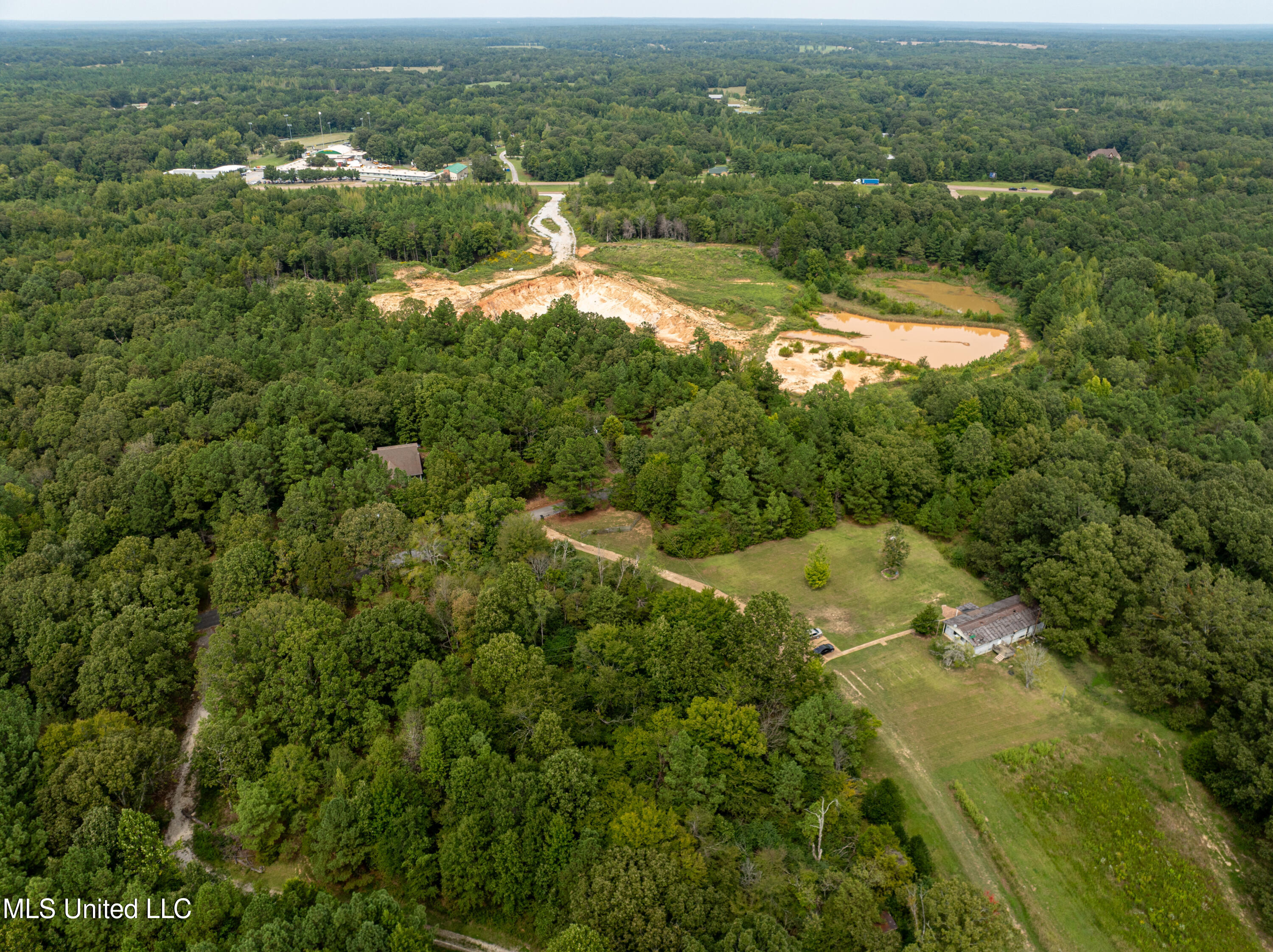 561 Boswell Road Holly Springs, MS 38635 - Photo 3 of 41 boswell-40