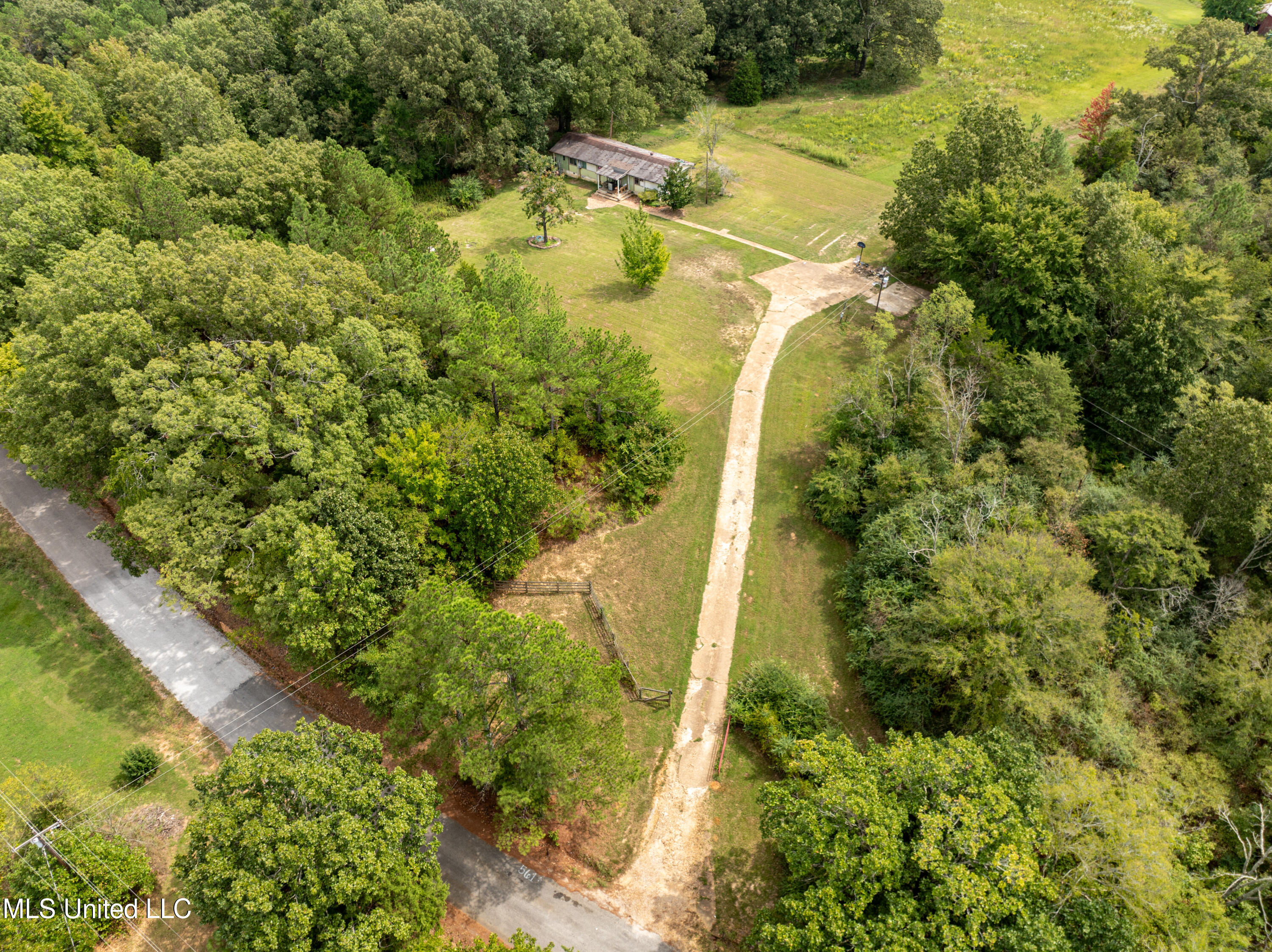 561 Boswell Road Holly Springs, MS 38635 - Photo 37 of 41 boswell-6