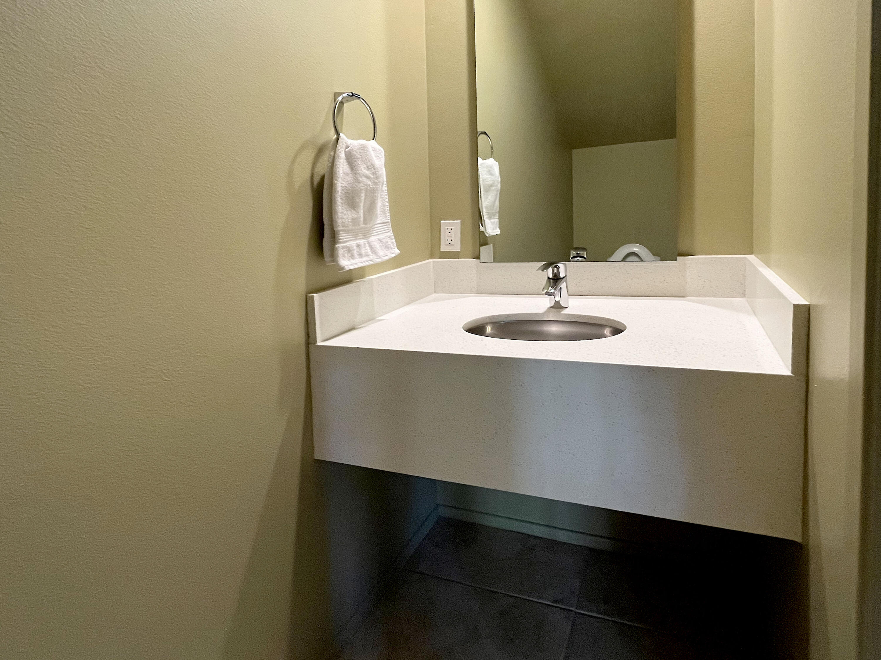 721 East Arenas Road Palm Springs, CA 92262 - Photo 16 of 41 IMG_4426