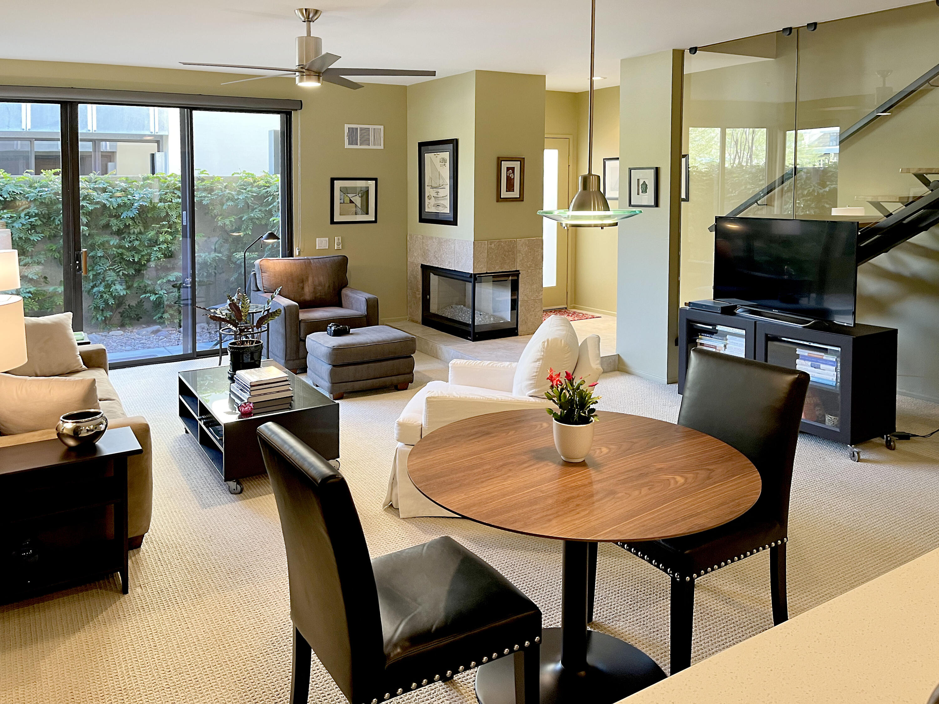 721 East Arenas Road Palm Springs, CA 92262 - Photo 6 of 41 IMG_4421