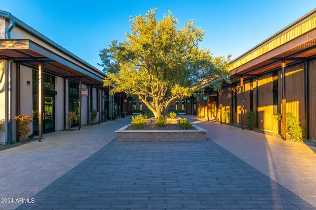 $3,995 | 18223 East Coronado Cave Court, Rio Verde, AZ 85263