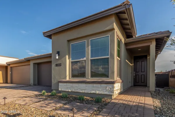 $3,995 | 18223 East Coronado Cave Court, Rio Verde, AZ 85263