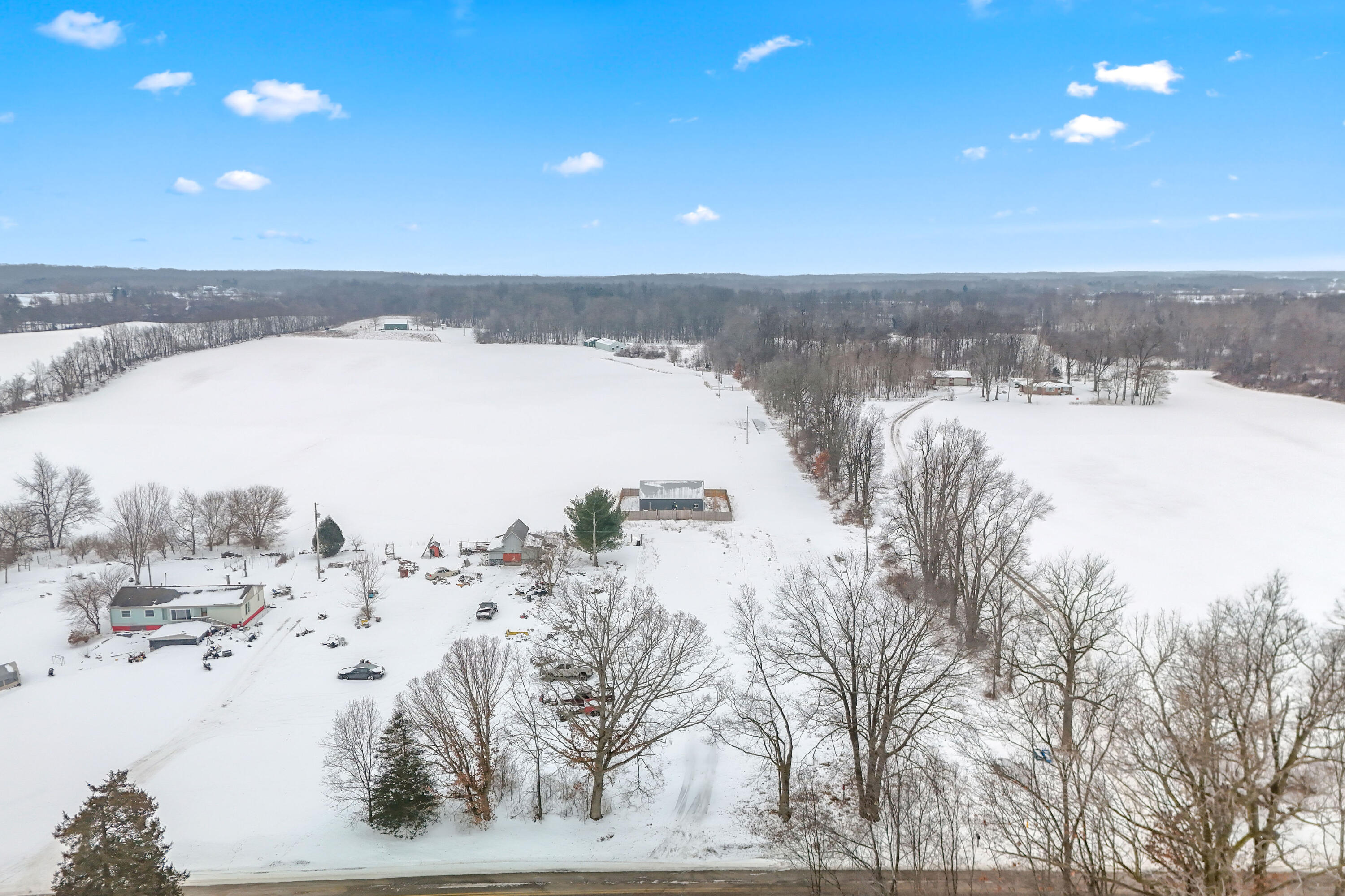 7505 Reading Road East Pittsford, MI 49271 - Photo 12 of 46 11