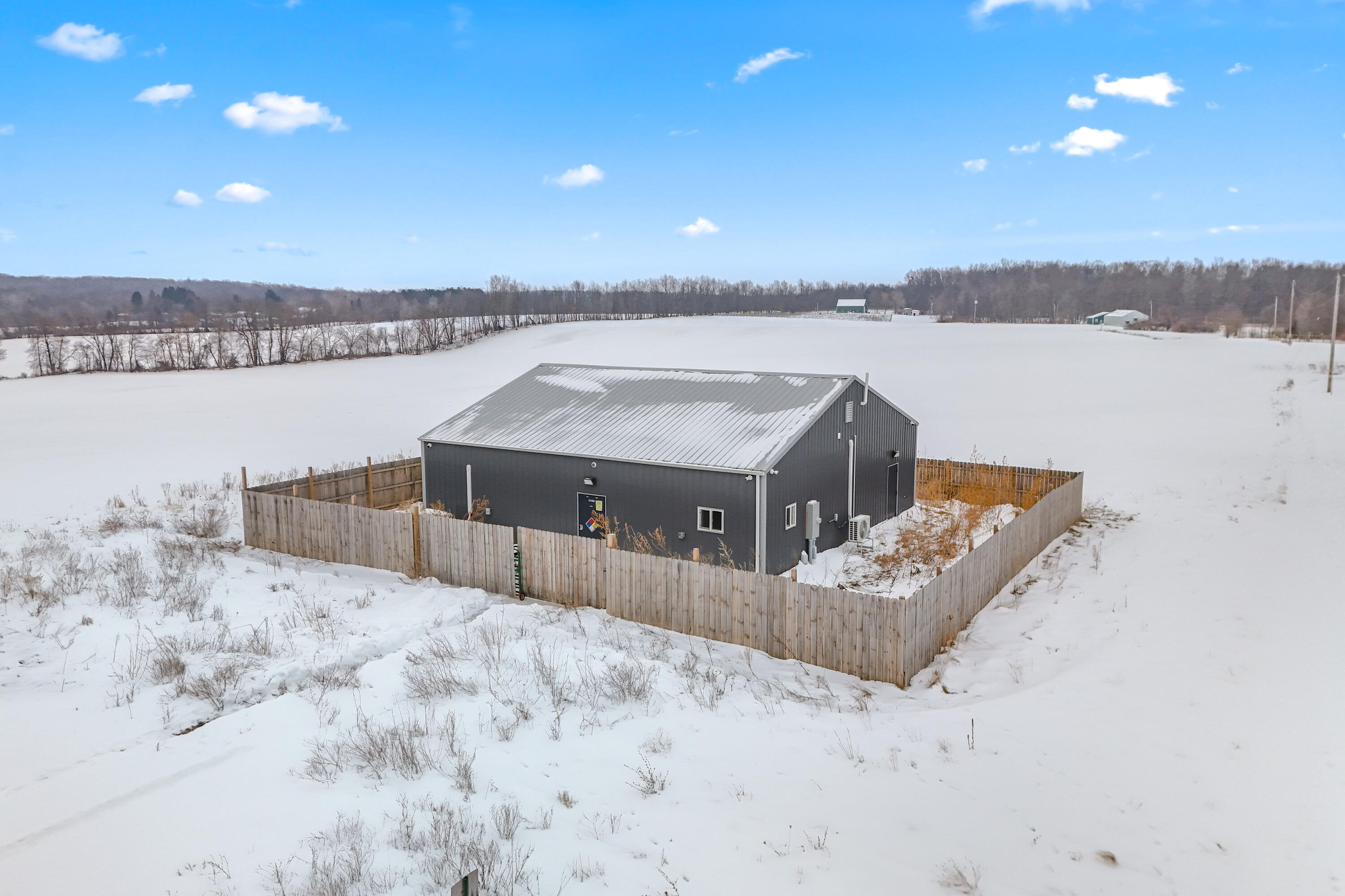 7505 Reading Road East Pittsford, MI 49271 - Photo 16 of 46 15