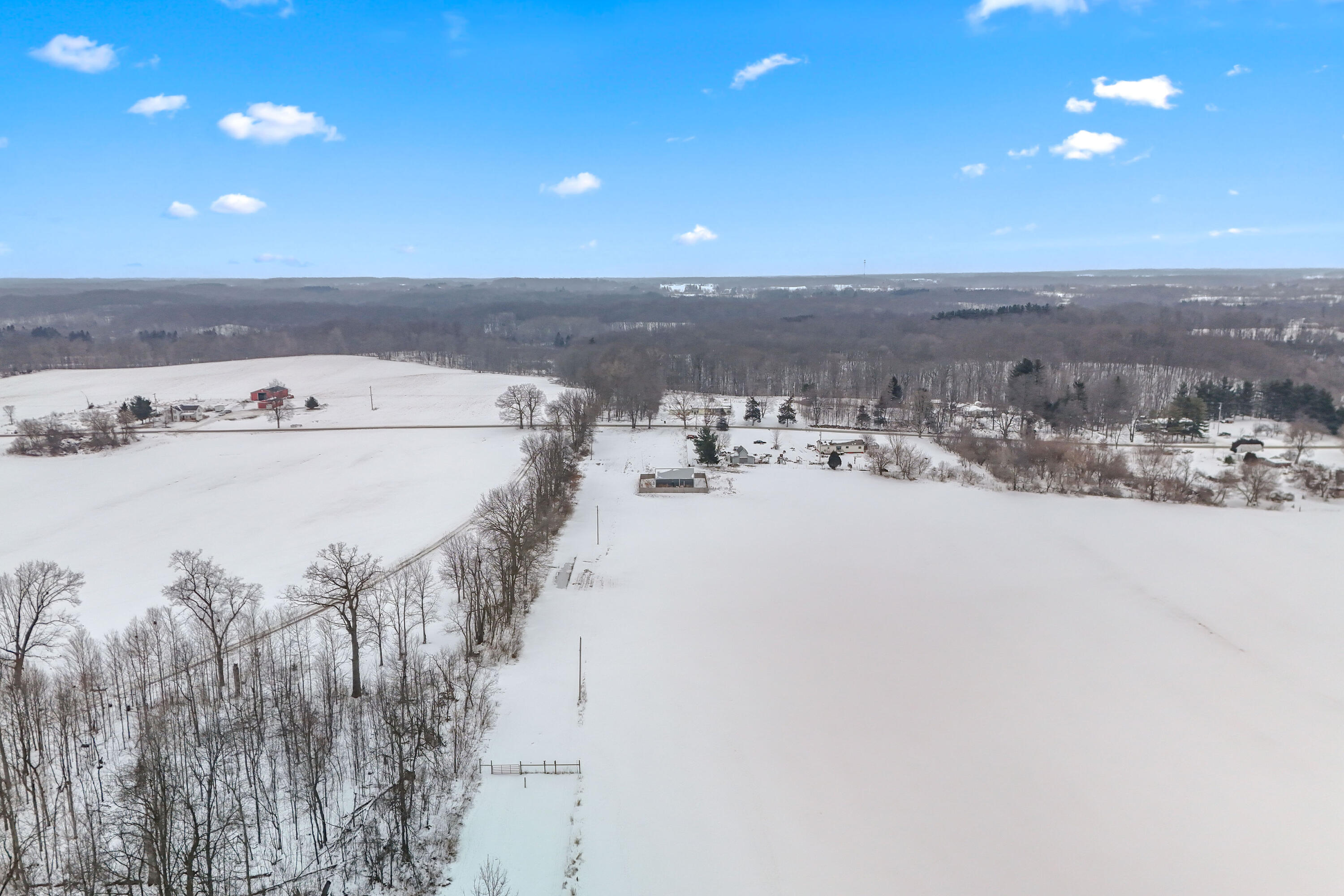 7505 Reading Road East Pittsford, MI 49271 - Photo 8 of 46 7