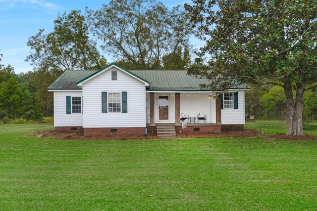 $389,999 | 298 County Rd S-18-299, St. George, SC 29477