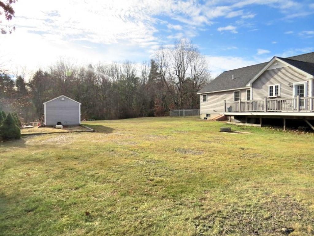 78 Danville Road Kingston, NH 03848 - Photo 22 of 26