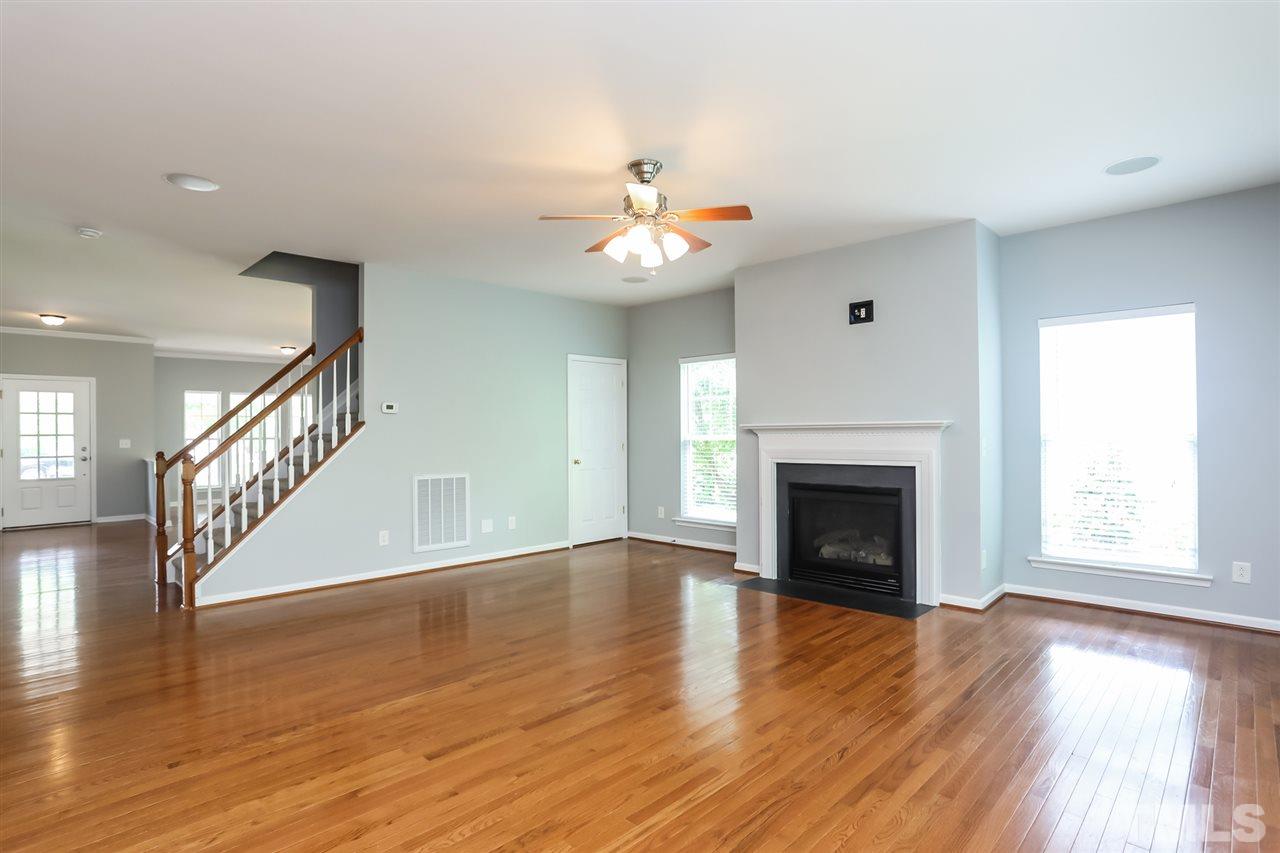 838 Seastone Street Raleigh, NC 27603 - Photo 3 of 25 Gallery Image 3