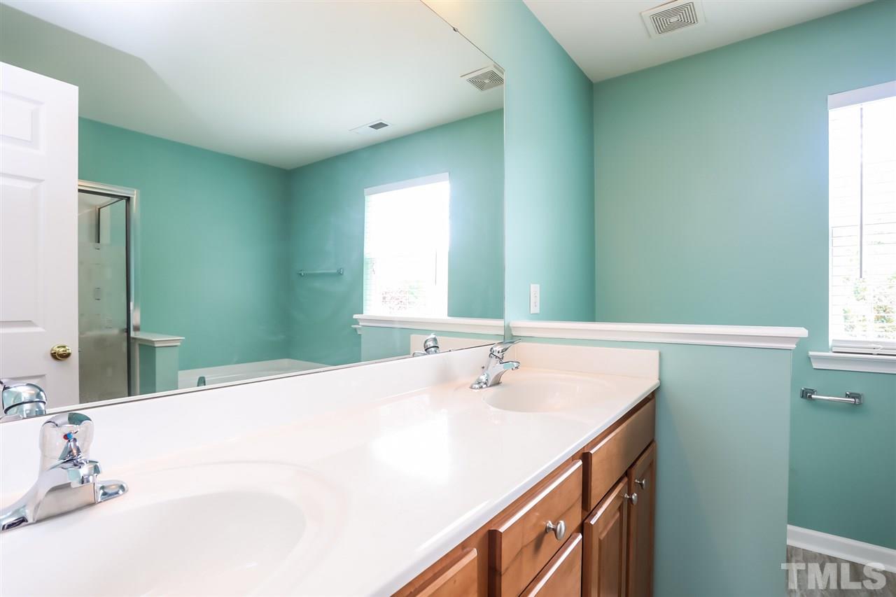 838 Seastone Street Raleigh, NC 27603 - Photo 4 of 25 Gallery Image 4