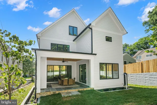$2,875,000 | 1905 North Taylor Street, Arlington, VA 22207