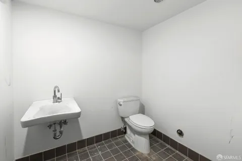 $1,200,000 | 566 South Van Ness Avenue, Unit COMM1, San Francisco, CA 94110