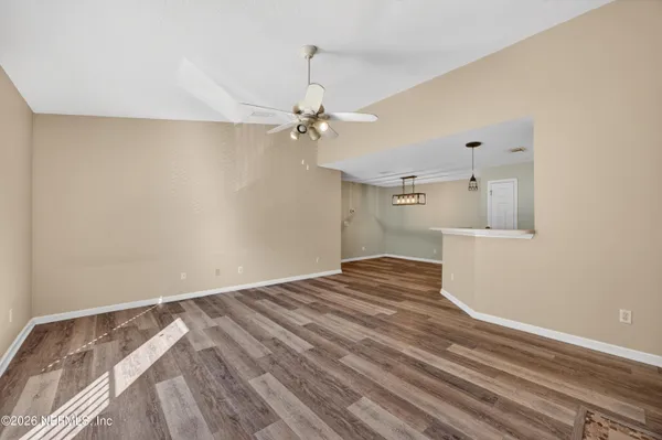$2,200 | 13727 Richmond Park Drive North, Unit 105, Jacksonville, FL 32224