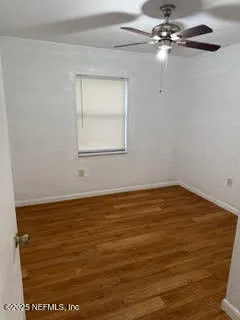 a view of empty room with window