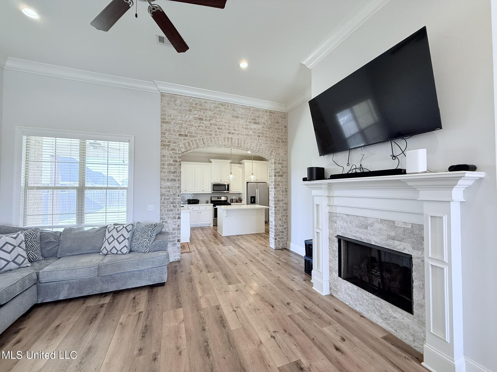 321 East Buttonwood Lane Canton, MS 39046 - Photo 11 of 52 IMG_7561