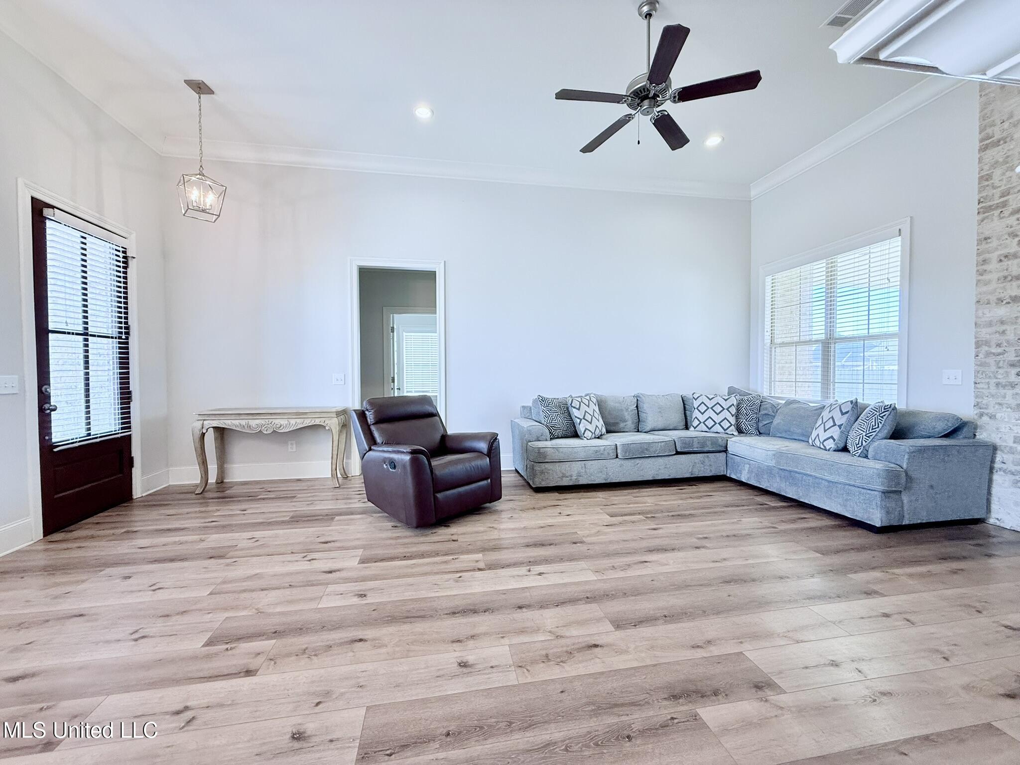 321 East Buttonwood Lane Canton, MS 39046 - Photo 7 of 52 IMG_7576