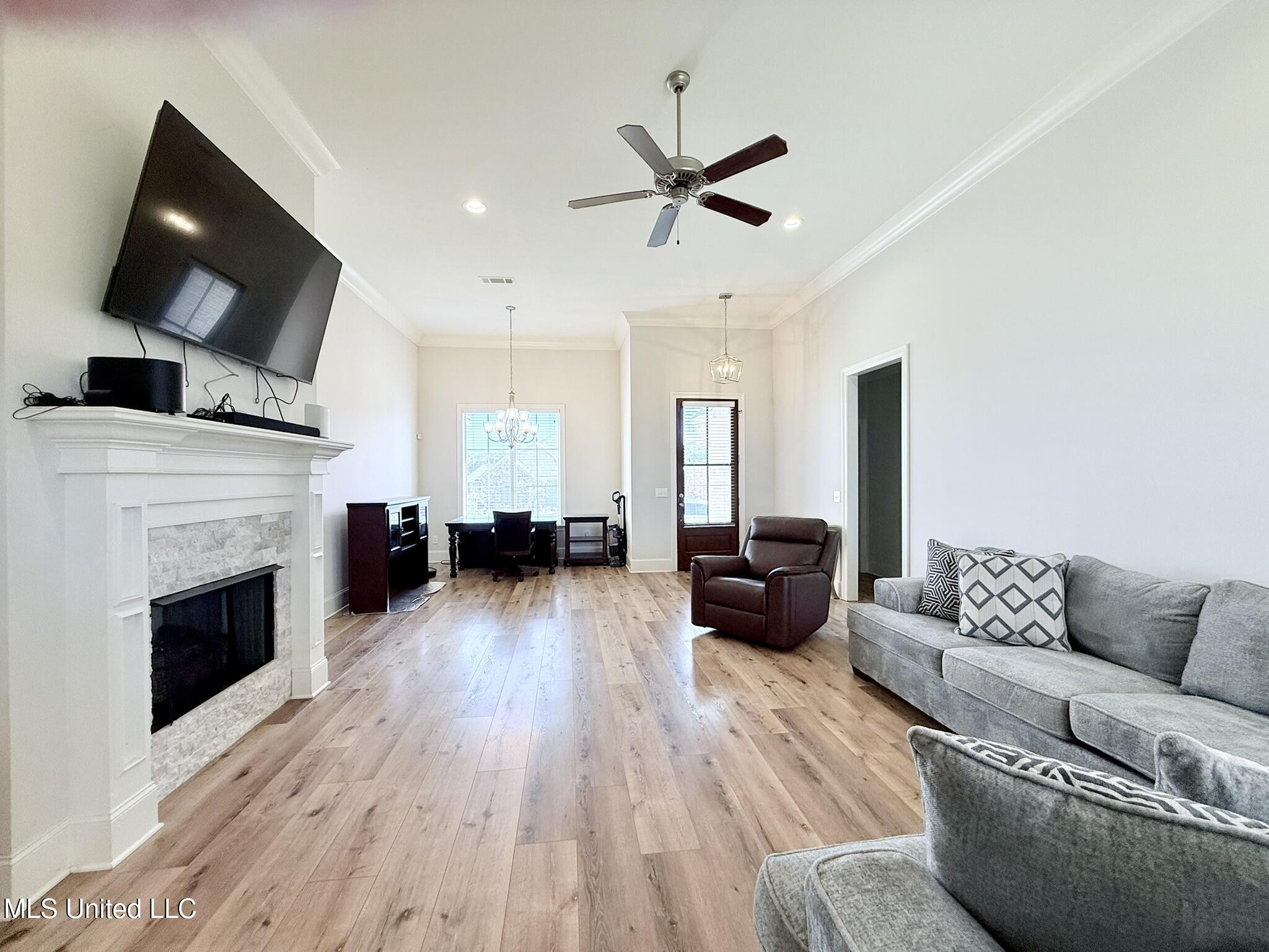 321 East Buttonwood Lane Canton, MS 39046 - Photo 10 of 52 IMG_7559