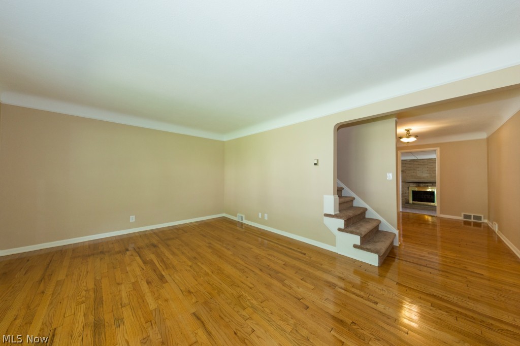 505 Greenvale Road South Euclid, OH 44121 - Photo 2 of 25