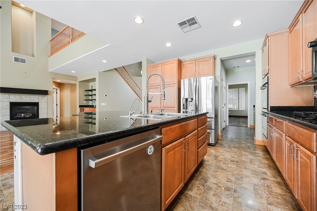 3713 Tiger Ridge Lane North Las Vegas, NV 89084 - Photo 16 of 72