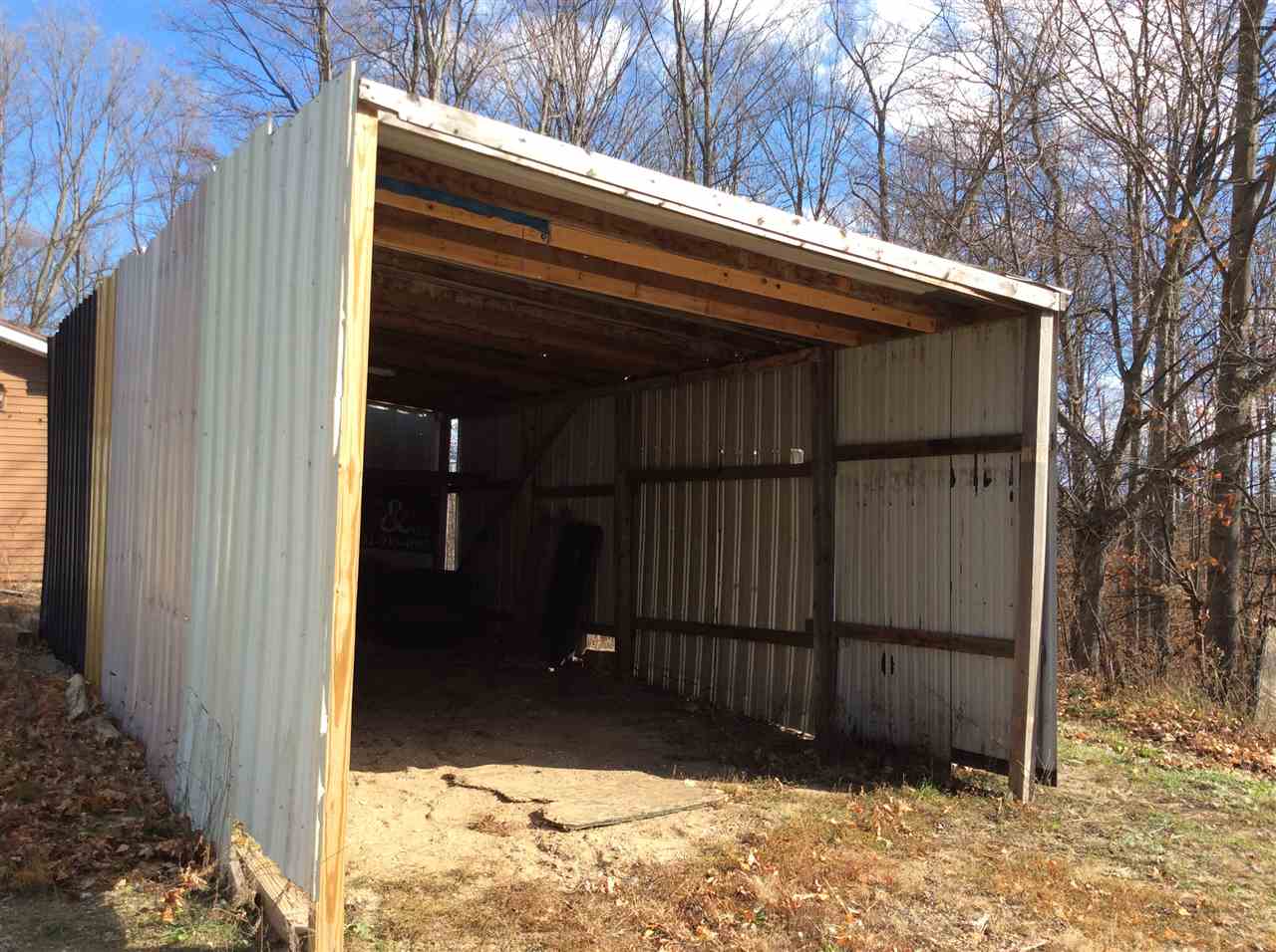 4782 South Old 37 Road Grawn, MI 49637 - Photo 28 of 33 1881870-28.JPG