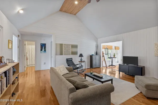 $585,000 | 120 Pearl Drive, Beaufort, NC 28516