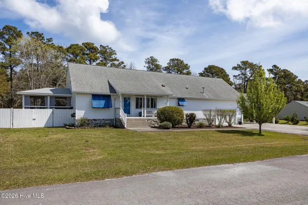 $585,000 | 120 Pearl Drive, Beaufort, NC 28516