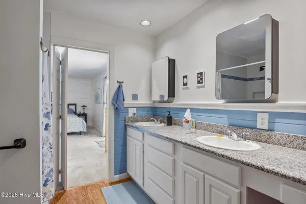 $585,000 | 120 Pearl Drive, Beaufort, NC 28516