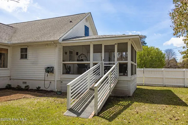 $585,000 | 120 Pearl Drive, Beaufort, NC 28516