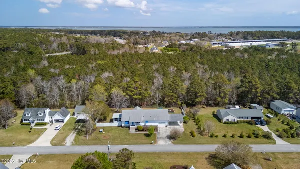 $585,000 | 120 Pearl Drive, Beaufort, NC 28516
