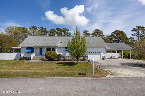 $585,000 | 120 Pearl Drive, Beaufort, NC 28516