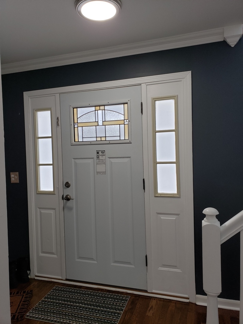 334 Spring Valley Way Round Lake, IL 60073 - Photo 2 of 26 a view of a closet area