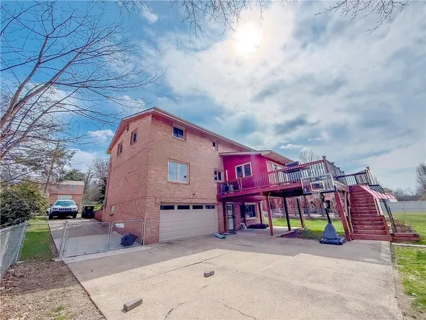 $499,900 | 2662 Bethel Crest Drive, Bethel Park, PA 15102