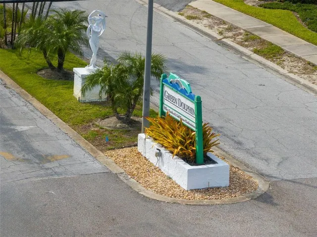 $1,795 | 1817 Golf View Drive, Unit 1817, Tarpon Springs, FL 34689