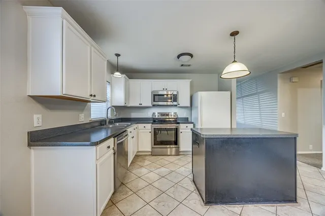 $1,995 | 1309 Mallard Drive, Sherman, TX 75092